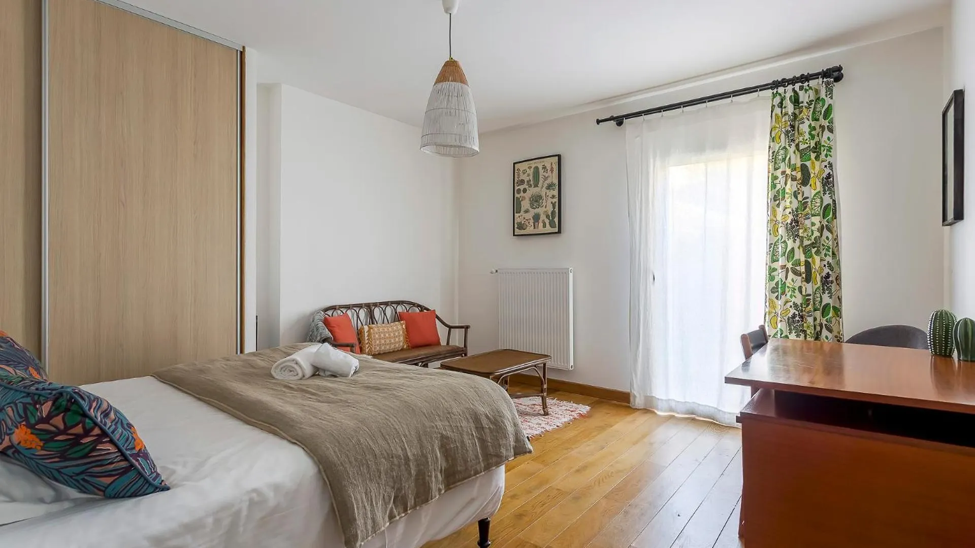 Maison Eole Villeurbanne 0*,