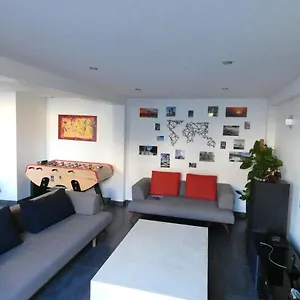 Maison Moderne Et Spacieuse Avec Piscine Villeurbanne